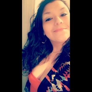 Meet your Posher, Nellie